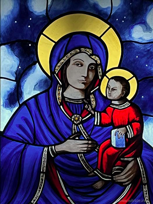 witraz w sanktuarium w gietrzwaldzie1