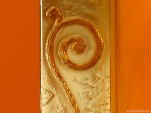 Wąski panel szklany, zloty, szkło artystyczne z motywem spirali