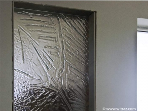 Art glass - massive, textured partition wall