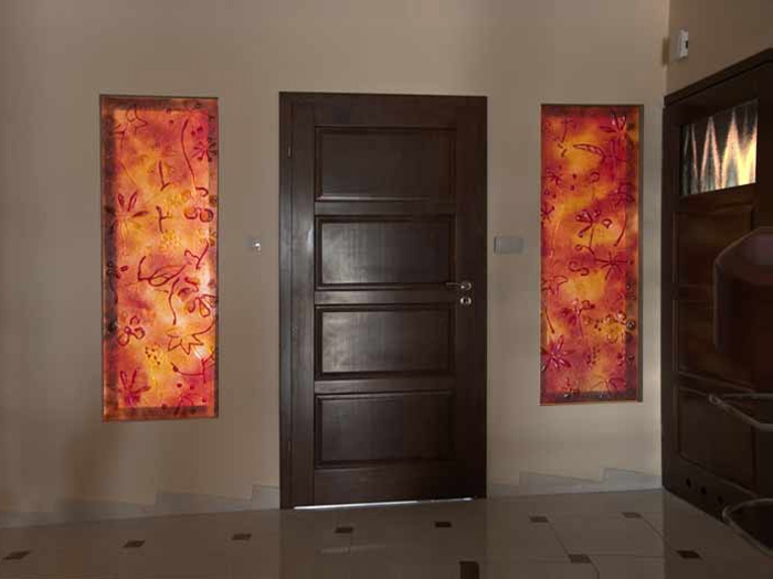 Art glass panels between the entrance and the hall - autumn motifs