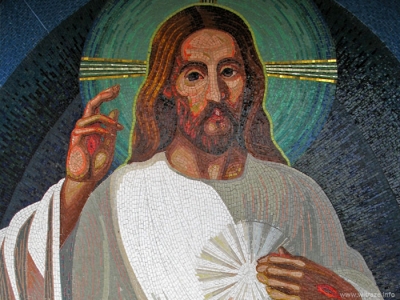 Venetian glass mosaic in South Korea inspired by the &quot;Jesus, I trust in You&quot; painting