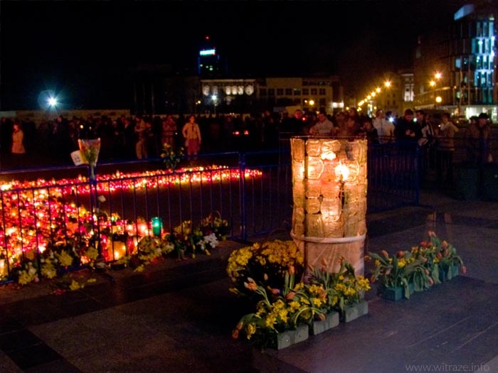 Pope John Paul II memorial flambeau