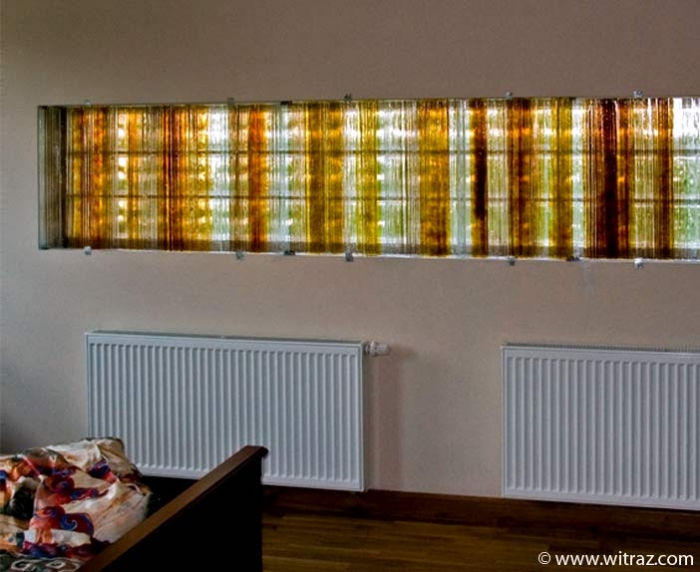 Art glass decoration instead of glass hollow bricks