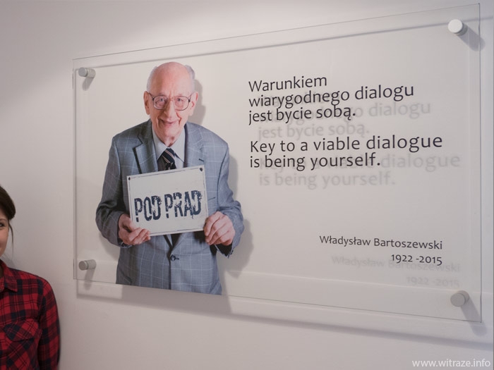 Commemorative plaque for Władysław Bartoszewski