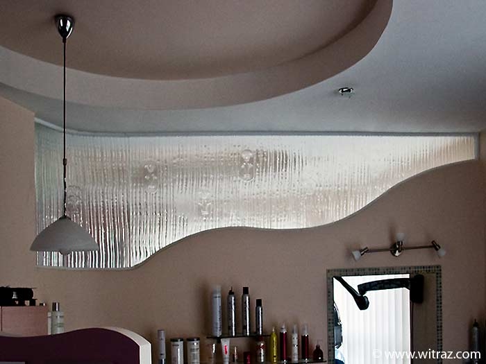 Bent art glass in the beauty parlour