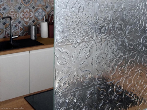 Moroccan kitchen splashback glass panel
