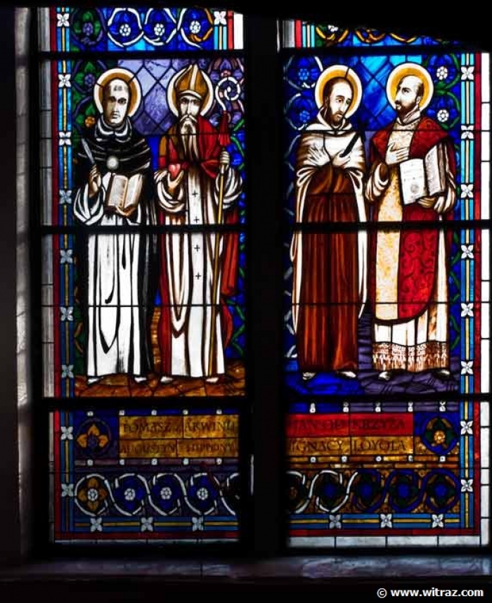 Saints Doctors of Church: Thomas Akvin, Augustyn Hippona, John from the Cross, Ignacy Loyola - stained glass windows in Pila church