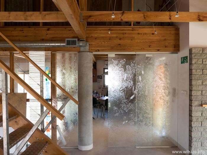 Art glass sliding doors with texture